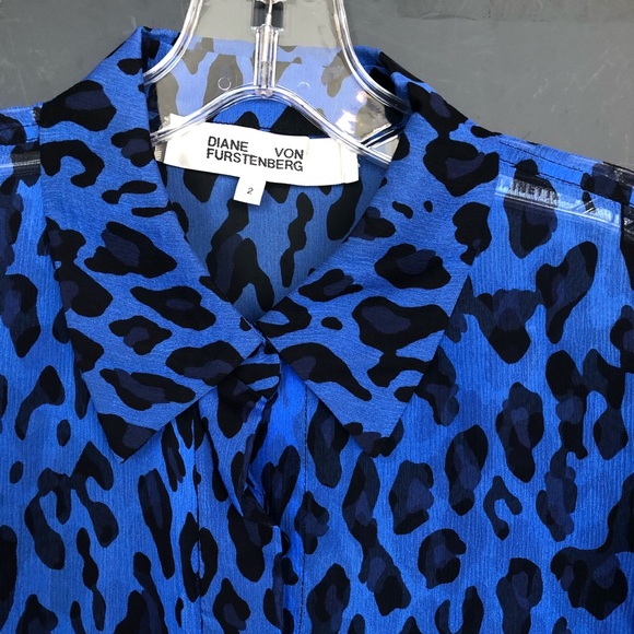 Diane Von Furstenberg silk leopard blouse - Picture 2 of 6